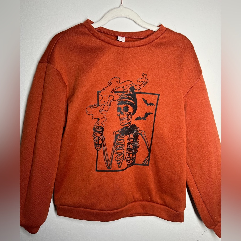 SHEIN pullover sweatshirt , cool skeleton wearing Beanie drinking coffee👀😍
